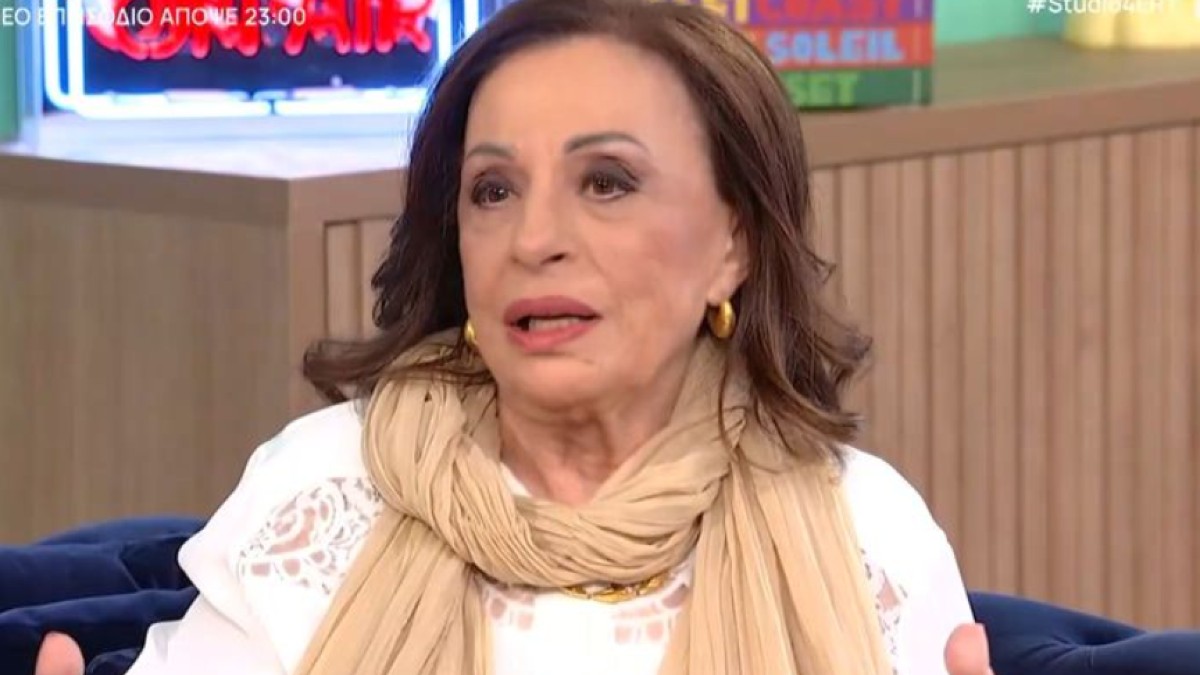 Χάρις Αλεξίου για τη φωνή της: «Επισκέφθηκα Γάλλο γιατρό και μου είπε “έχετε φωνητικές χορδές 18χρονης”»