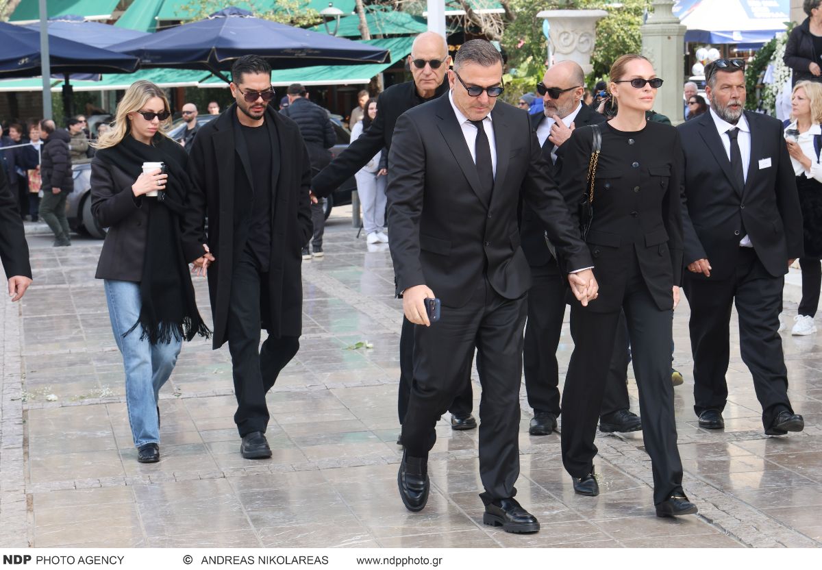 Χρήστος Μάστορας, Γαρυφαλλιά Καληφώνη, Αντώνης Ρέμος, Υβόννη Μπόσνιακ