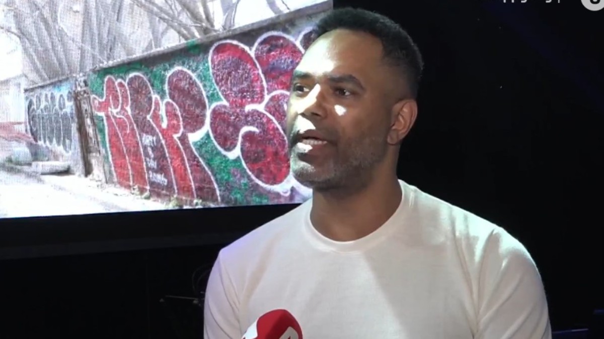 Ζαν Μπατίστ: «Πήγα σε μια σχολή για μανικιούρ! Έχω δουλέψει και σε μαγαζί και μόνος μου»