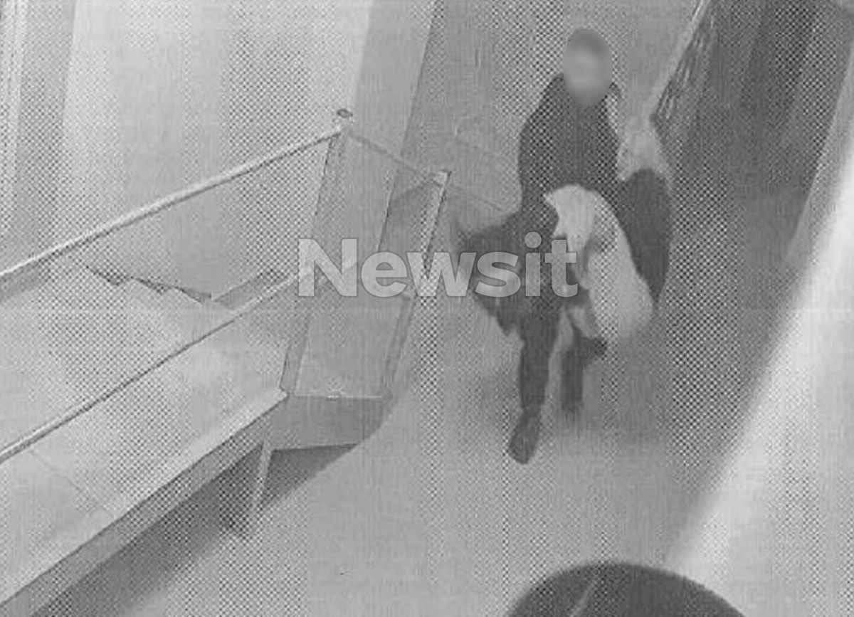 Κεφαλονιά: Βήμα βήμα η μεταφορά της Μυρτούς από το ξενοδοχείο – Η επιστροφή για να καθαρίσουν τις «σκόνες» και η κυνική παραδοχή του 23χρονου