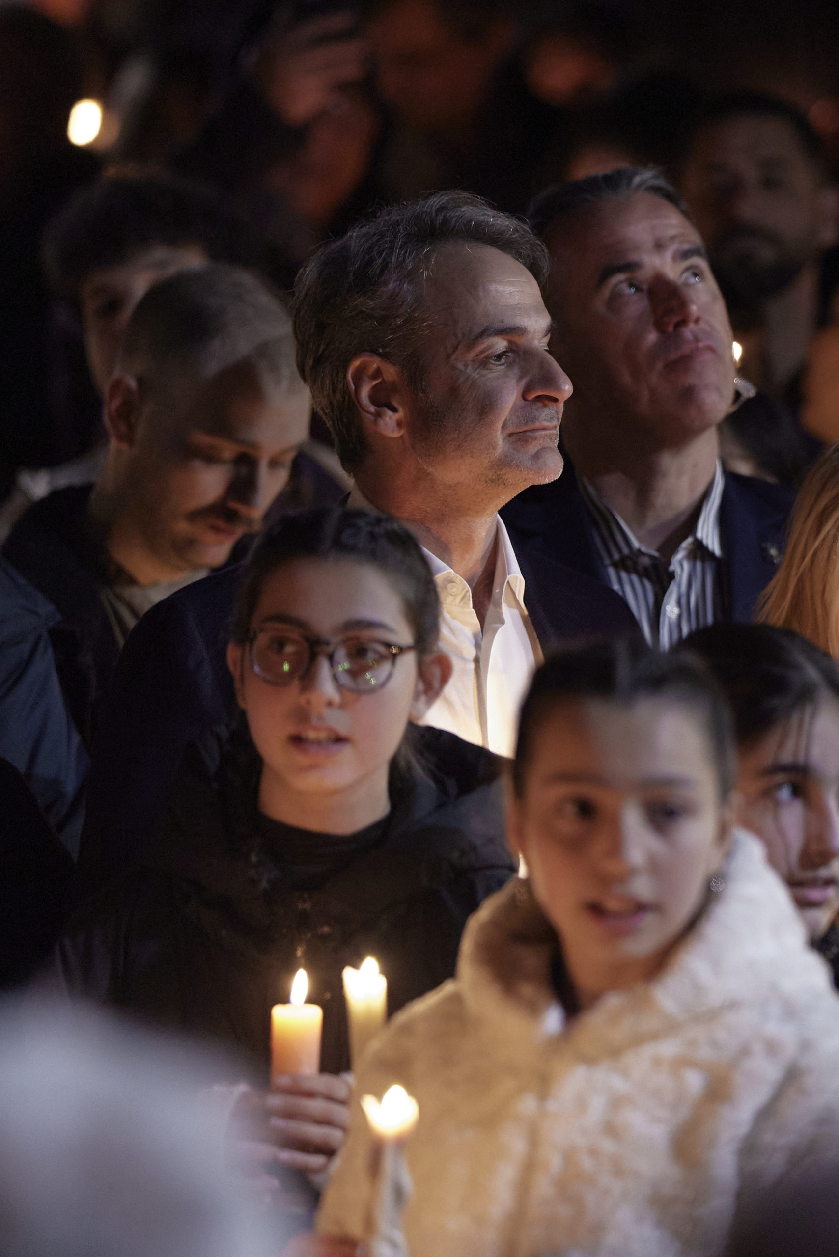 Στα Χανιά στην Ιερά Μονή Αγίου Ιωάννη Προδρόμου Κορακιών παρακολούθησαν την Αναστάσιμη Ακολουθία ο Κυριάκος Μητσοτάκης και η σύζυγός του