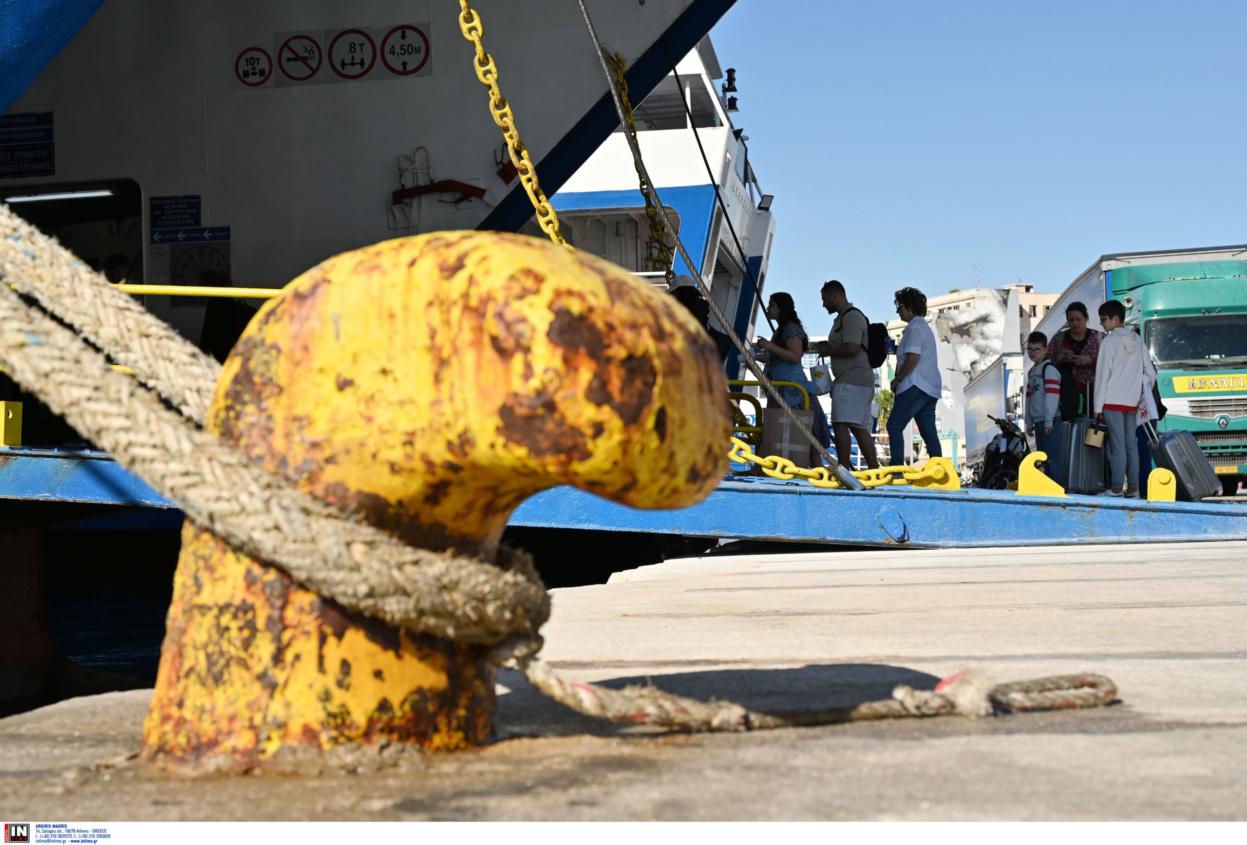 Βουλή: Προτάθηκε ρύθμιση για αποζημίωση ακτοπλοϊκών εταιρειών λόγω υποχρεωτικών εκπτώσεων