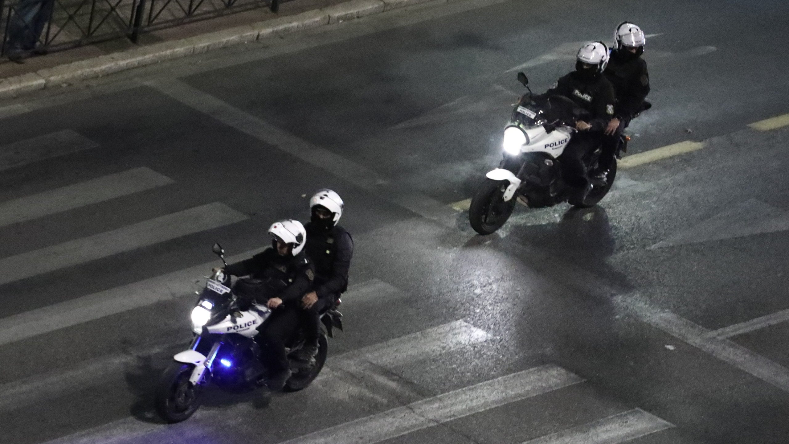 Θρίλερ καταδίωξης στην καρδιά της Θεσσαλονίκης – Συνελήφθη 21χρονος μοτοσικλετιστής χωρίς κράνος