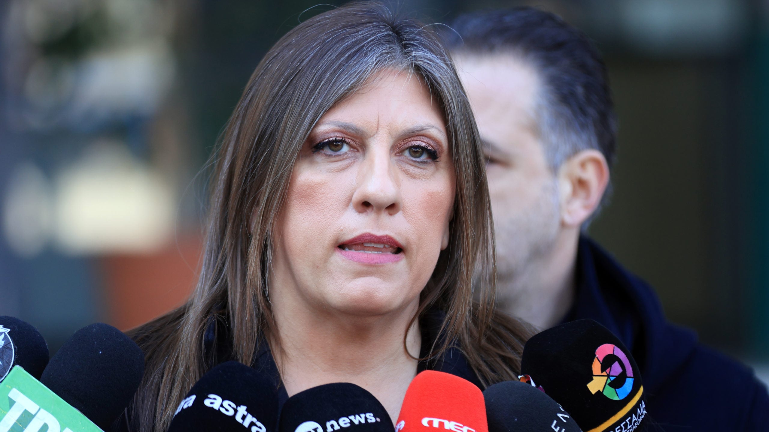 Ζωή Κωνσταντοπούλου: Στο ΑΤ Ομονοίας πέρασε τη νύχτα επιθεωρητής εργασίας μετά από καταγγελία της προέδρου της Πλεύσης Ελευθερίας