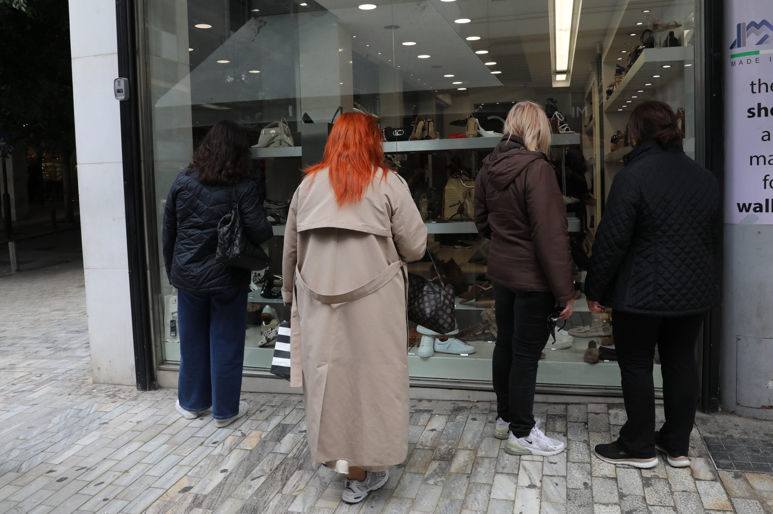 Πάσχα: Το εορταστικό πρόγραμμα έως το Μεγάλο Σάββατο – Πότε κλείνουν καταστήματα και σούπερ μάρκετ σήμερα