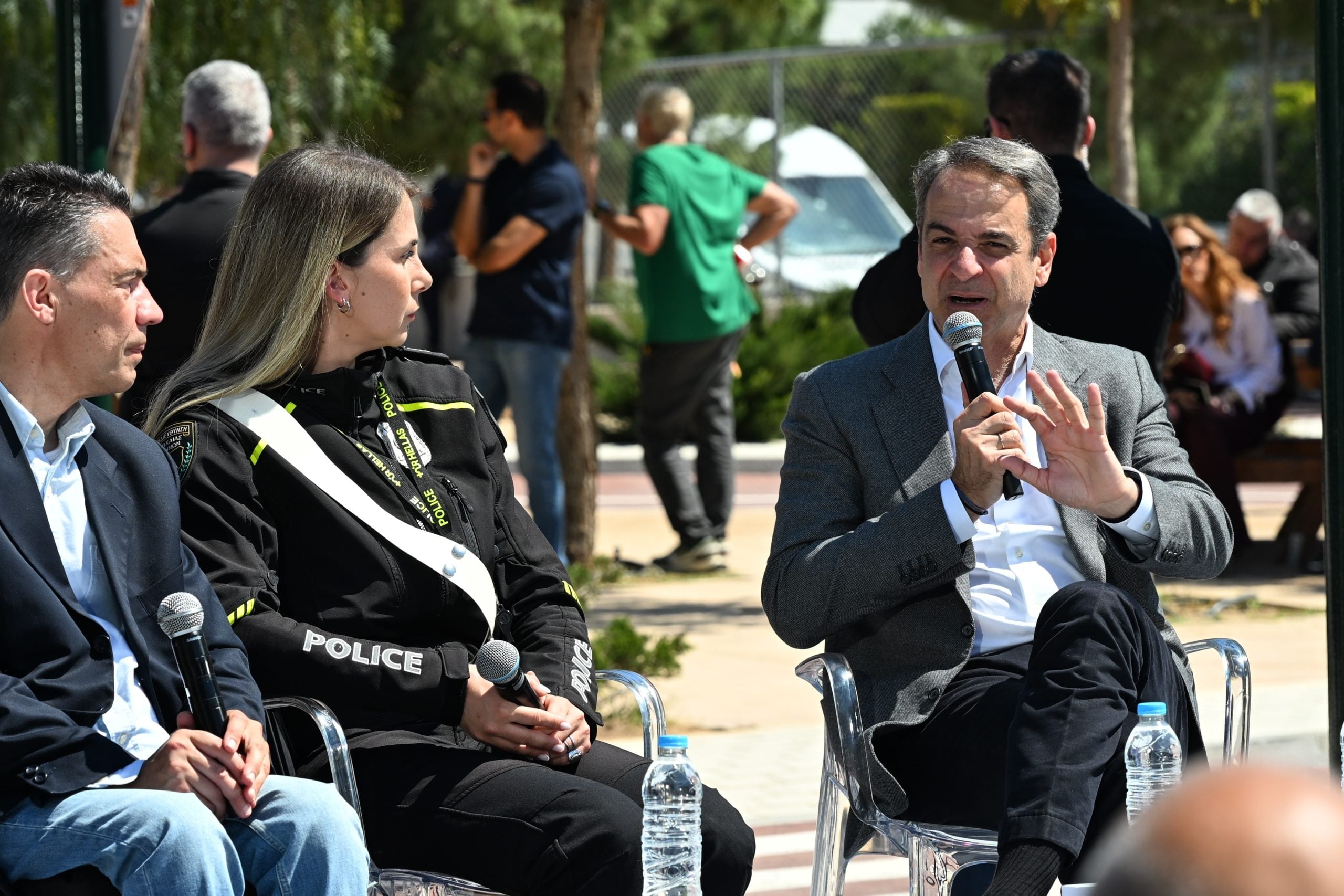 Μητσοτάκης για την οδική ασφάλεια: «Οι ψηφιακές κάμερες θα φέρουν την αλλαγή – Το ζήτημα είναι πόσες ζωές θα διασώσουμε» 7 Κυριάκος Μητσοτάκης, εκδήλωση, υπουργείο Υποδομών και Μεταφορών, «Η Ελλάδα δημιουργεί κουλτούρα οδικής ασφάλειας»