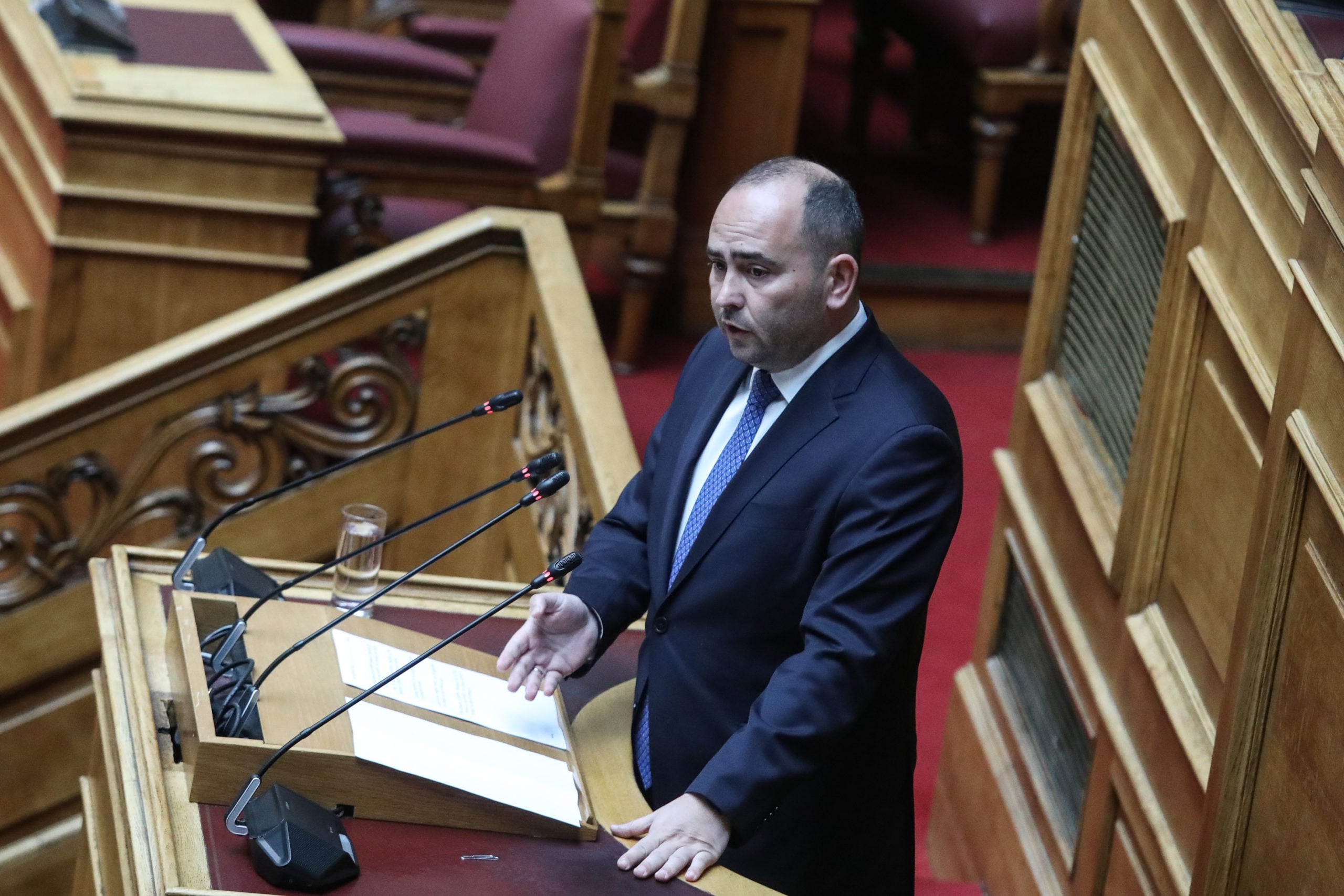 Βασιλειάδης στη Βουλή: Αιτούμαι άρση της ασυλίας μου – Καμία σκιά στο όνομά μου