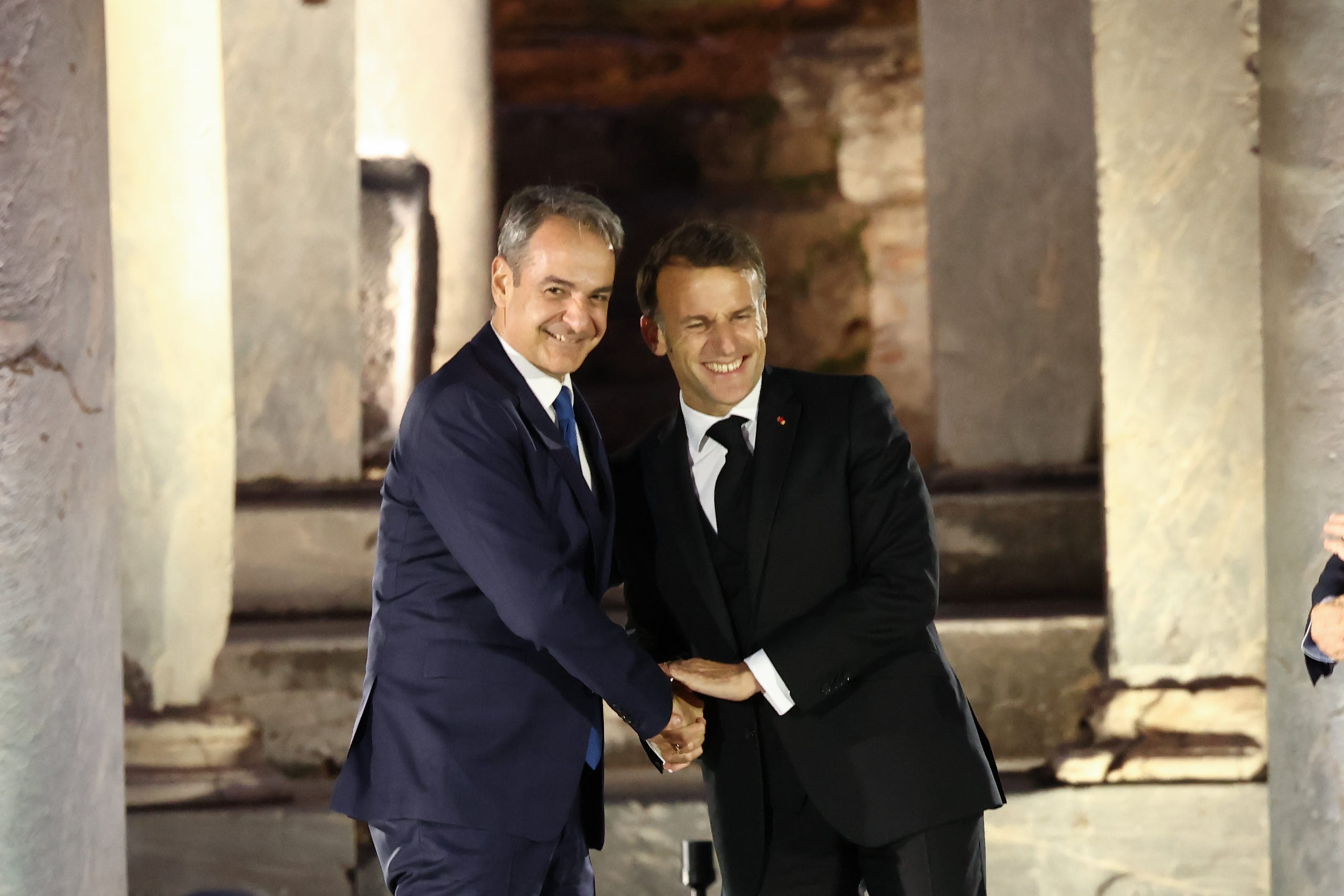 Μακρόν: Έδωσε ξεκάθαρη υποστήριξη στην Ελλάδα – «Αν η Τουρκία σας απειλήσει, θα είμαστε δίπλα σας» – ΒΙΝΤΕΟ