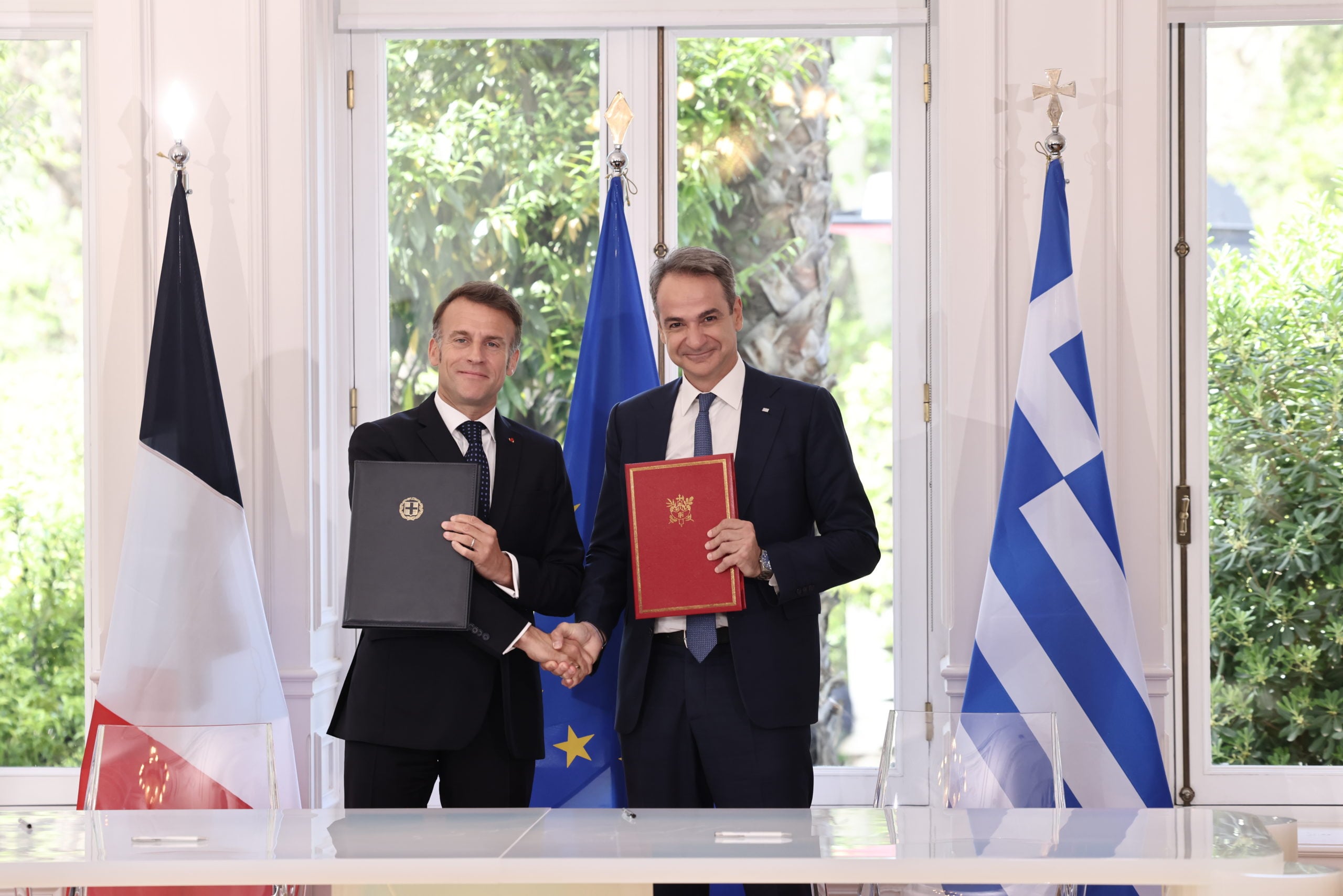 Αυτές είναι οι 9 συμφωνίες που υπέγραψαν Γαλλία και Ελλάδα