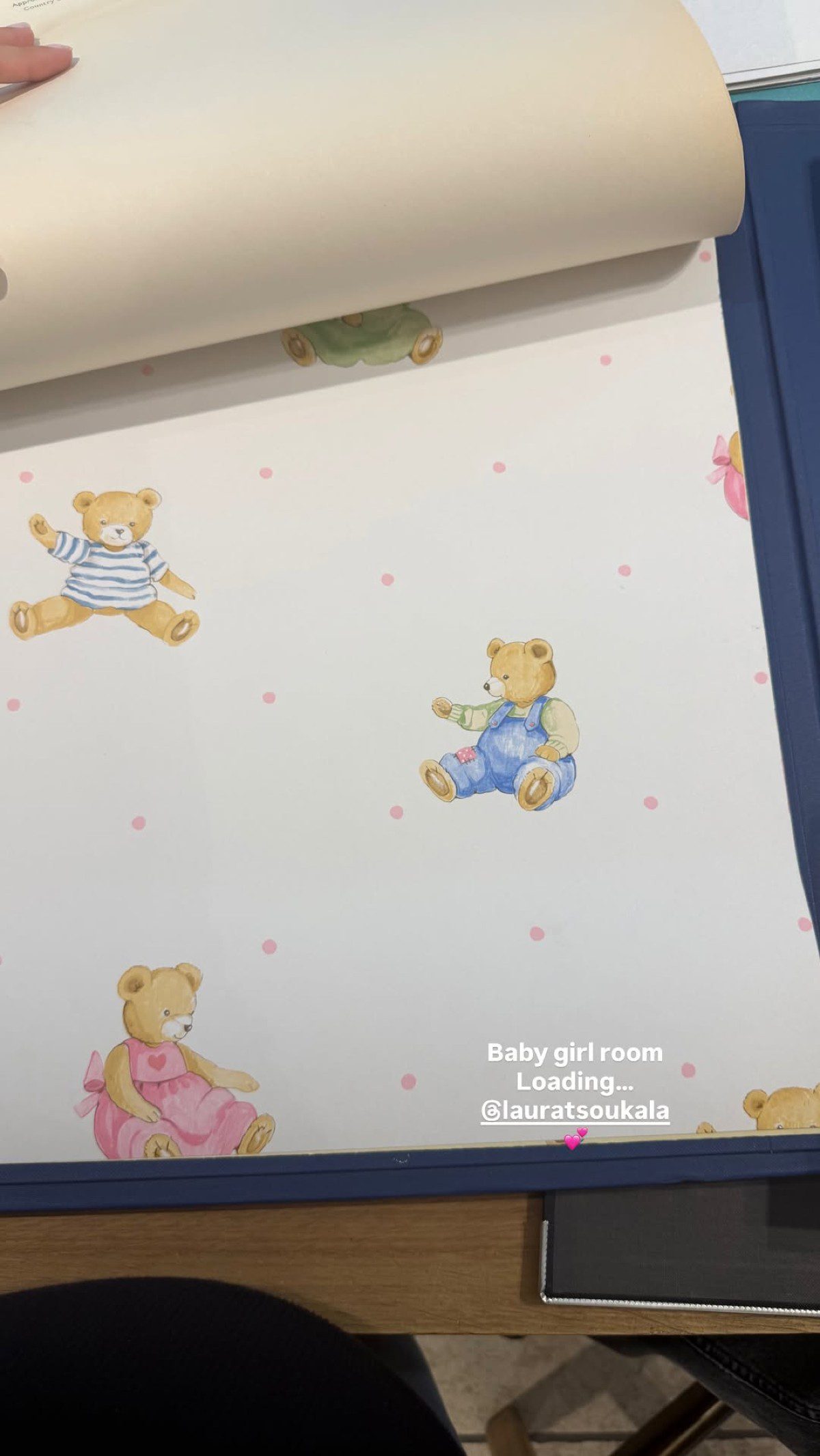 Αλεξάνδρα Νίκα: Η πρόσφατη φωτογραφία με φουσκωμένη κοιλίτσα και η πρώτη ματιά στο παιδικό δωμάτιο της κόρης της 4 Το πρώτο σχέδιο για το παιδικό δωμάτιο της κόρης της