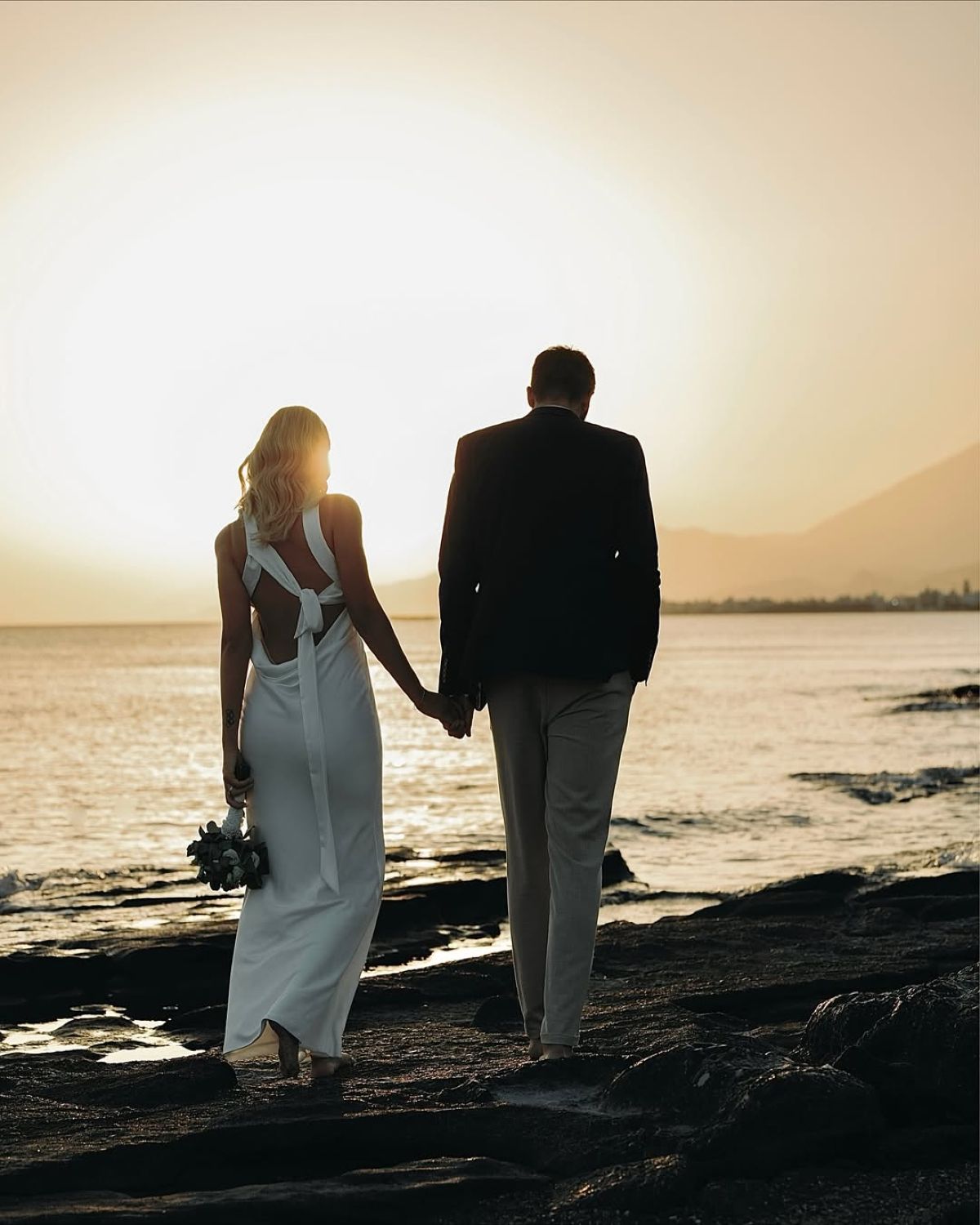 Άννα Κορακάκη: Γιόρτασε τα 30 – Στιγμές με την κόρη και τον σύζυγό της σε φωτογραφίες 33 Παντρεύτηκε η Άννα Κορακάκη