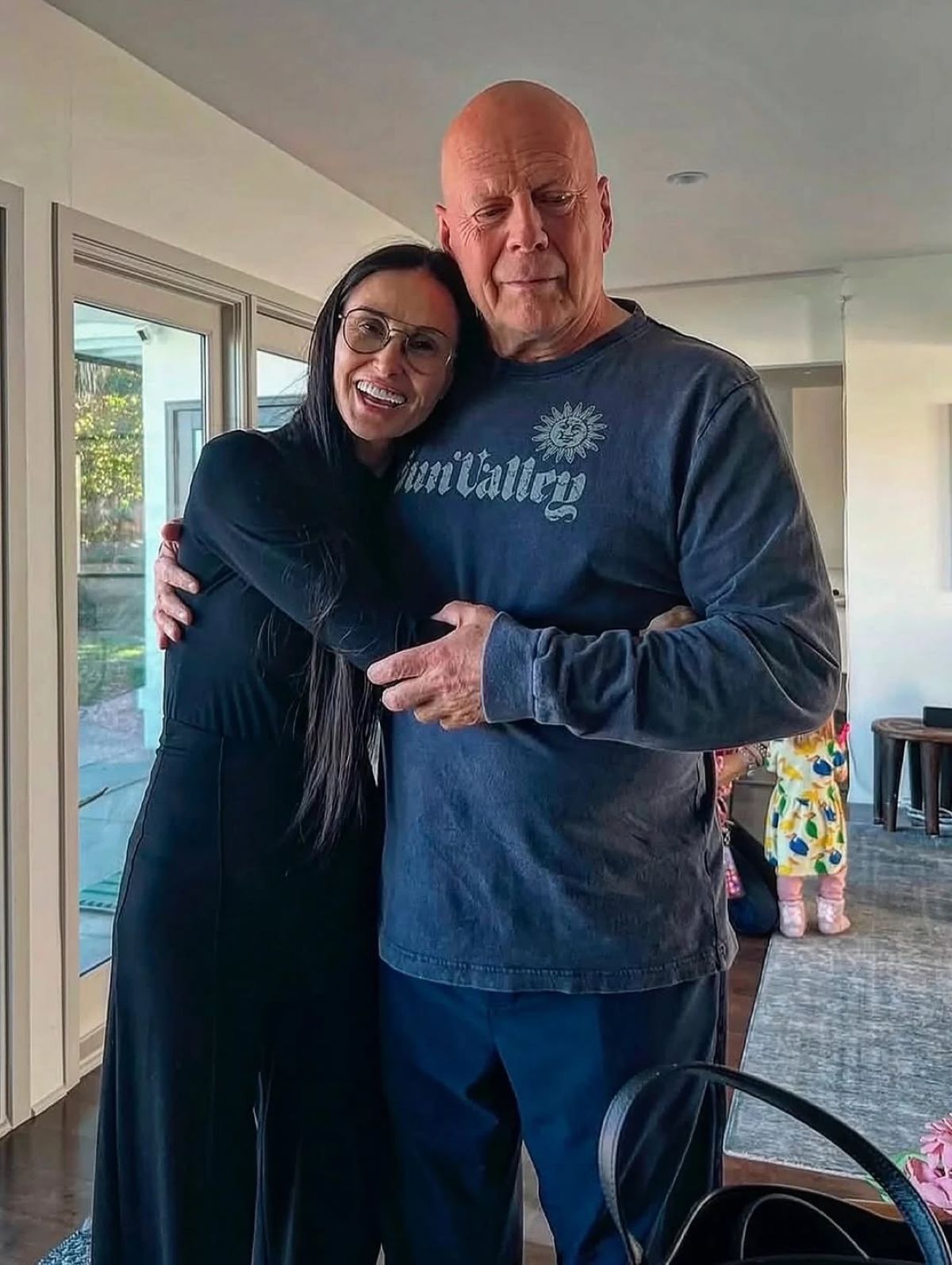 Οι φωτογραφίες του Μπρους Γουίλις με την οικογένειά του