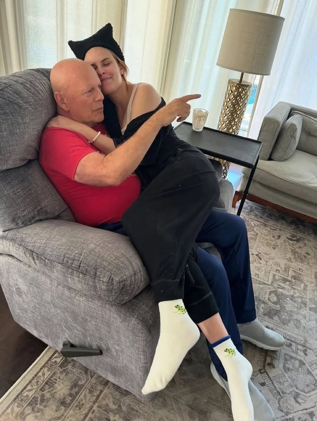 Οι φωτογραφίες του Μπρους Γουίλις με την οικογένειά του