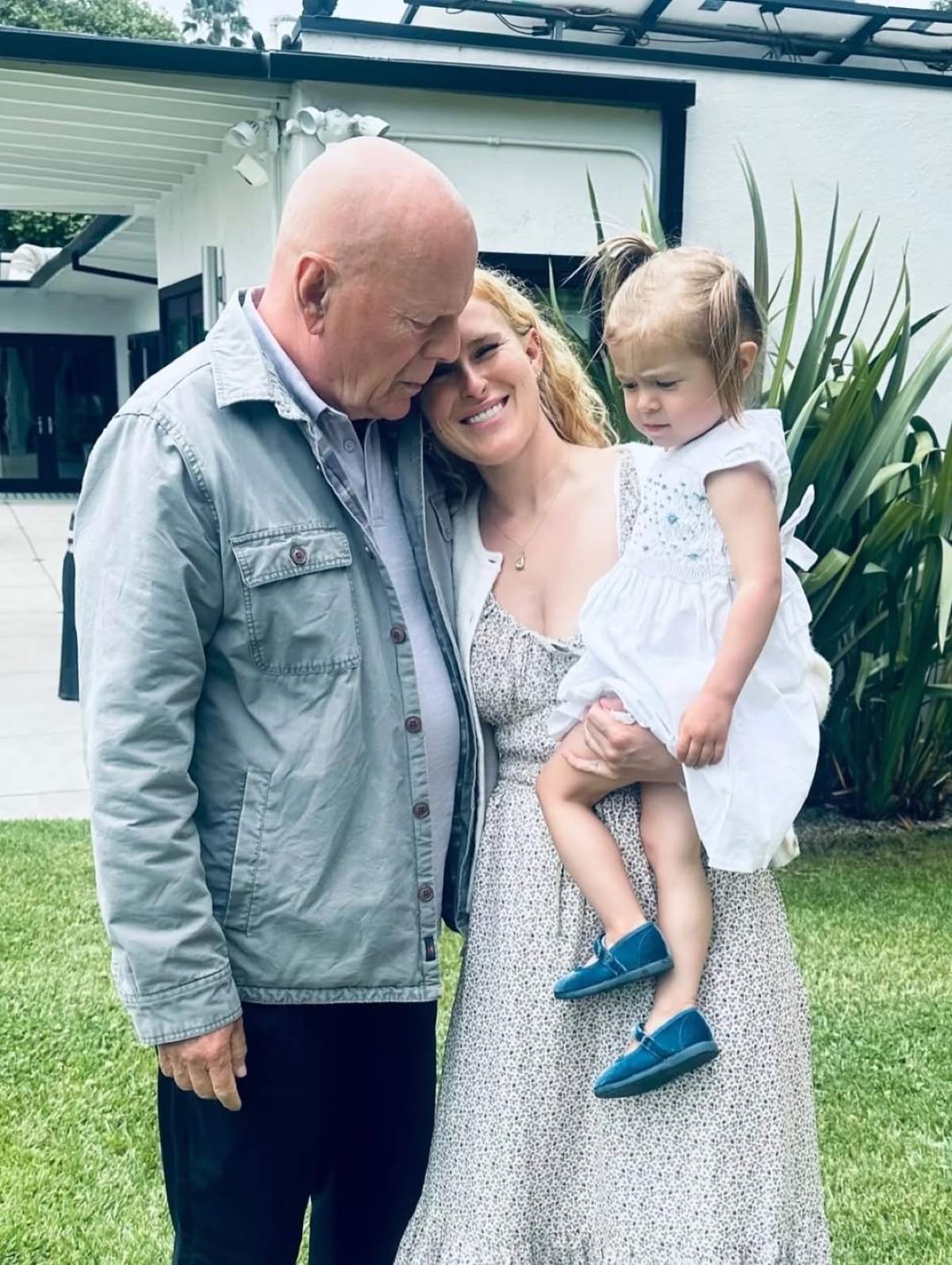 Οι φωτογραφίες του Μπρους Γουίλις με την οικογένειά του