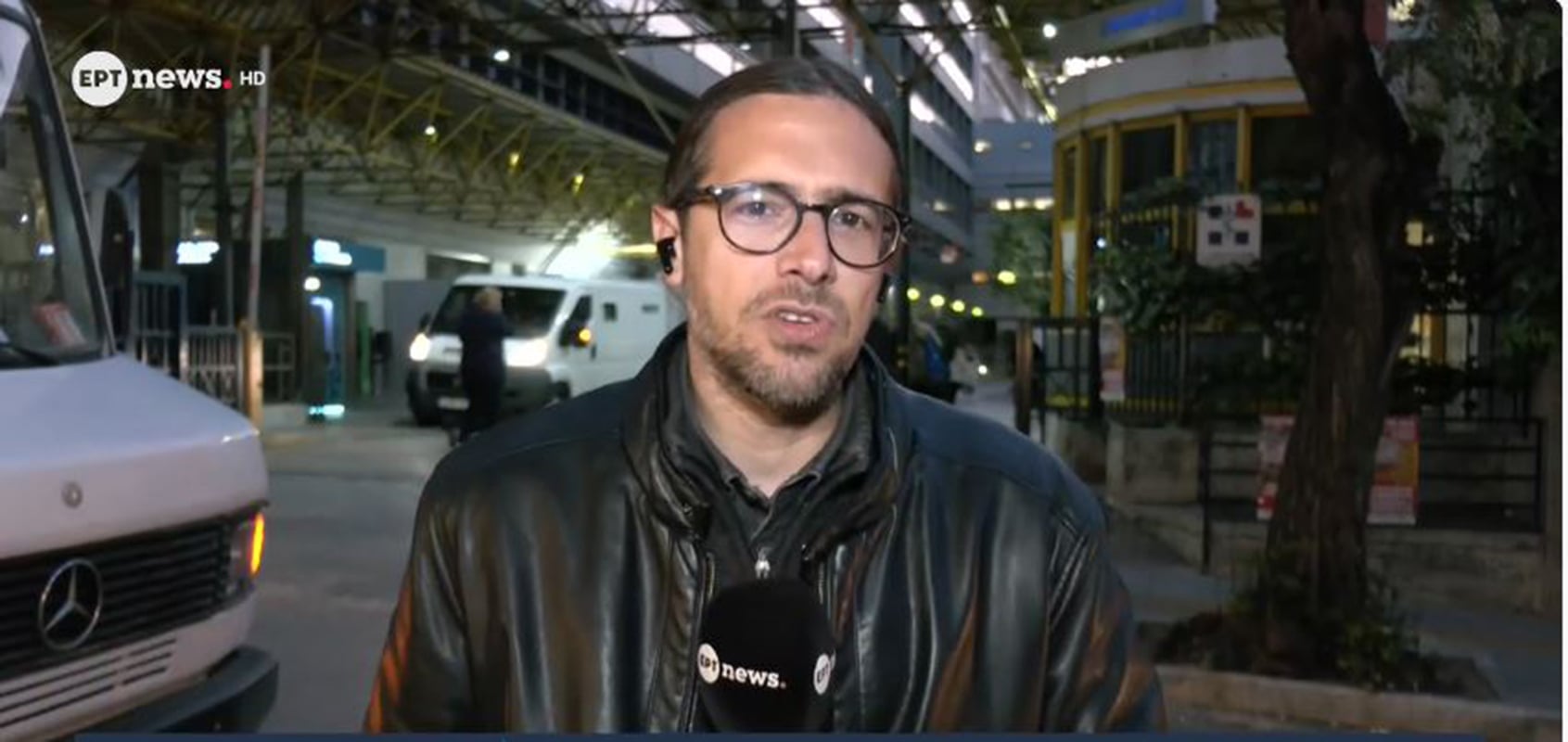 Παντρεύτηκε ο ρεπόρτερ της ΕΡΤ, Σπύρος Δαρσινός: Οι ευχές on air για «βίον ανθόσπαρτον» – «13 χρόνια το βασανίζω το κορίτσι»