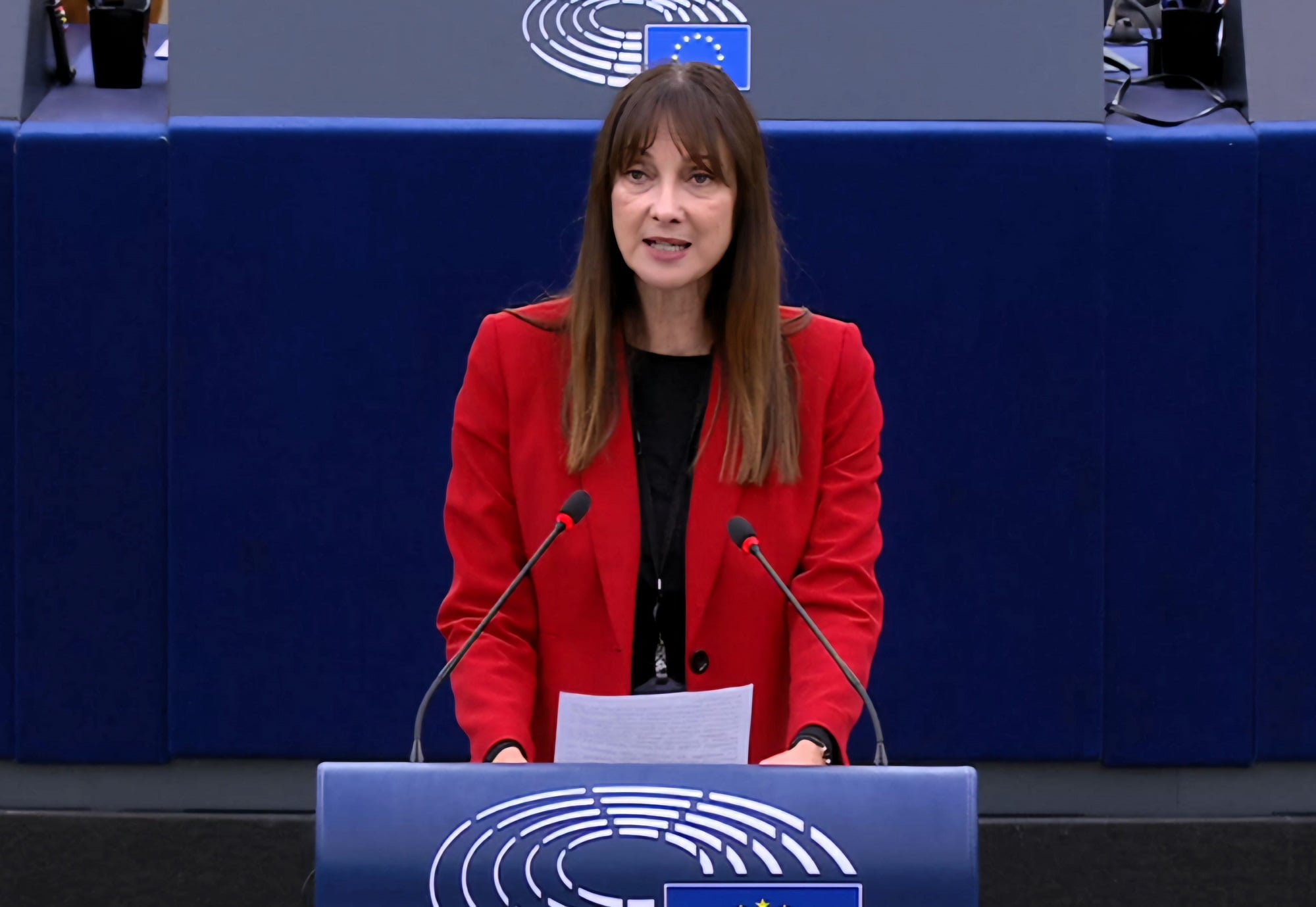 Κουντουρά στην Ολομέλεια: «Η έλλειψη συναίνεσης στο σεξ είναι βιασμός»