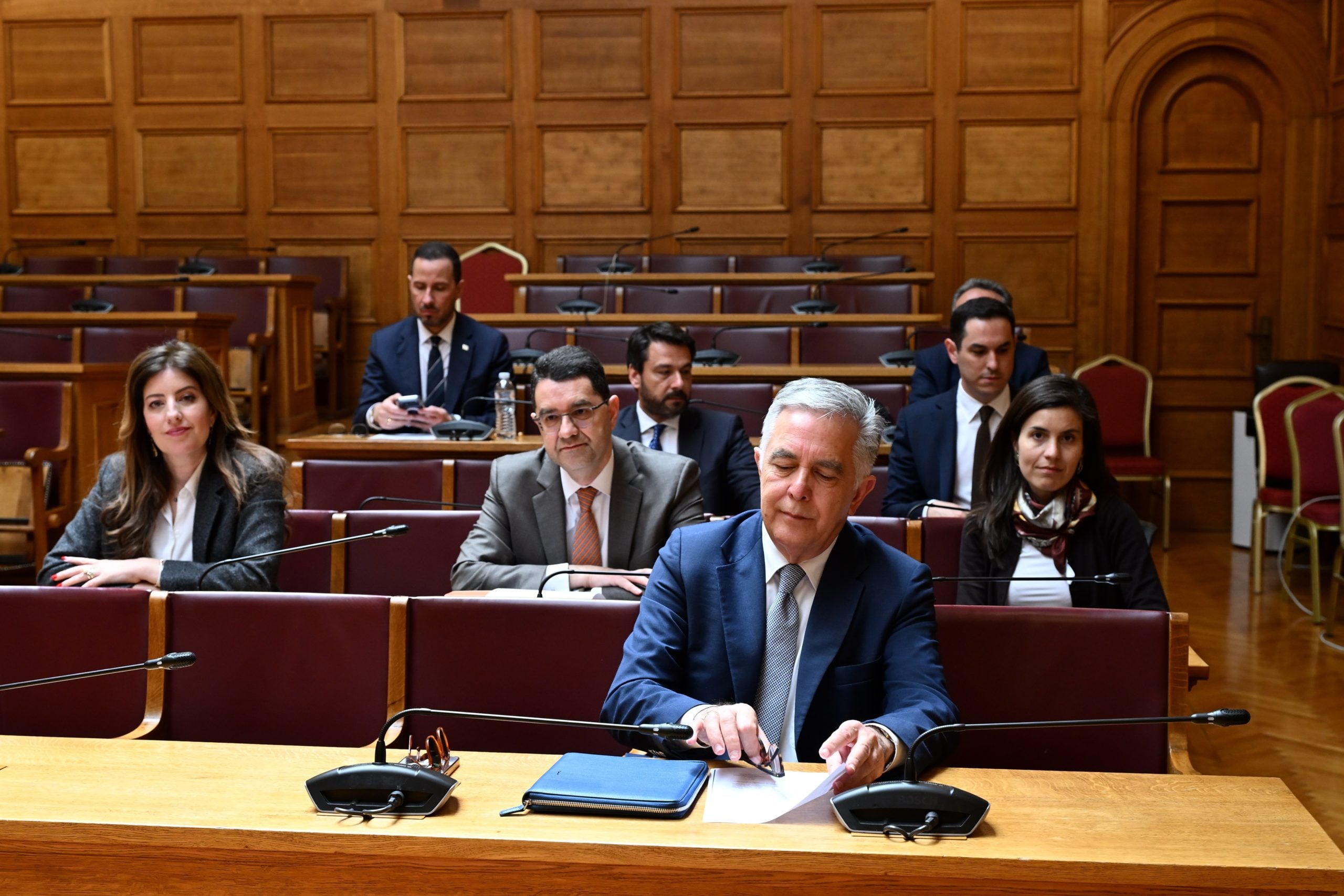 ΟΠΕΚΕΠΕ: Η Επιτροπή Δεοντολογίας της Βουλής προτείνει άρση ασυλίας για Χατζηβασιλείου και Αθανασίου