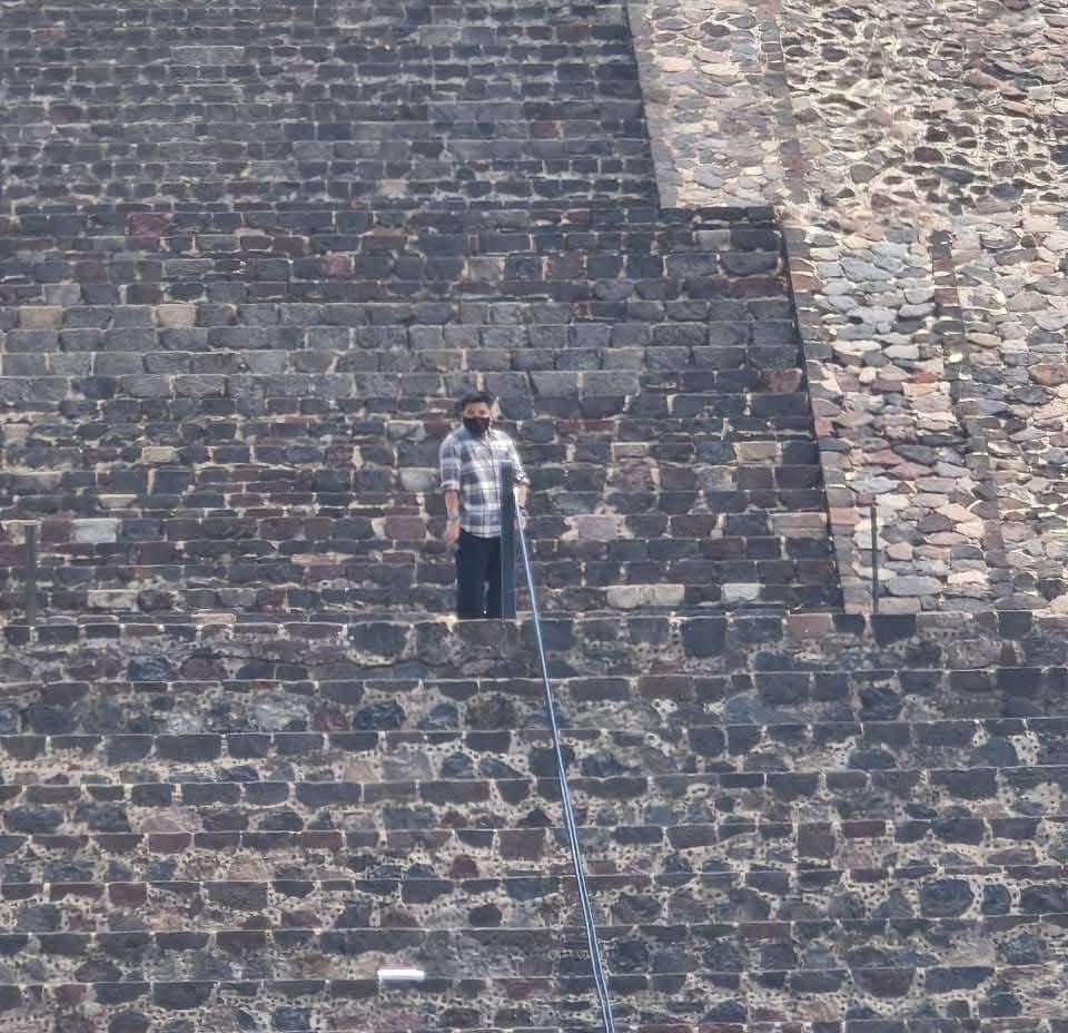 Μεξικό: Ένοπλος δολοφόνησε 1 άτομο και τραυμάτισε 13 στις πυραμίδες Τεοτιουακάν – Εμπνευσμένος από τη σφαγή στο λύκειο Κολουμπάιν – Βίντεο