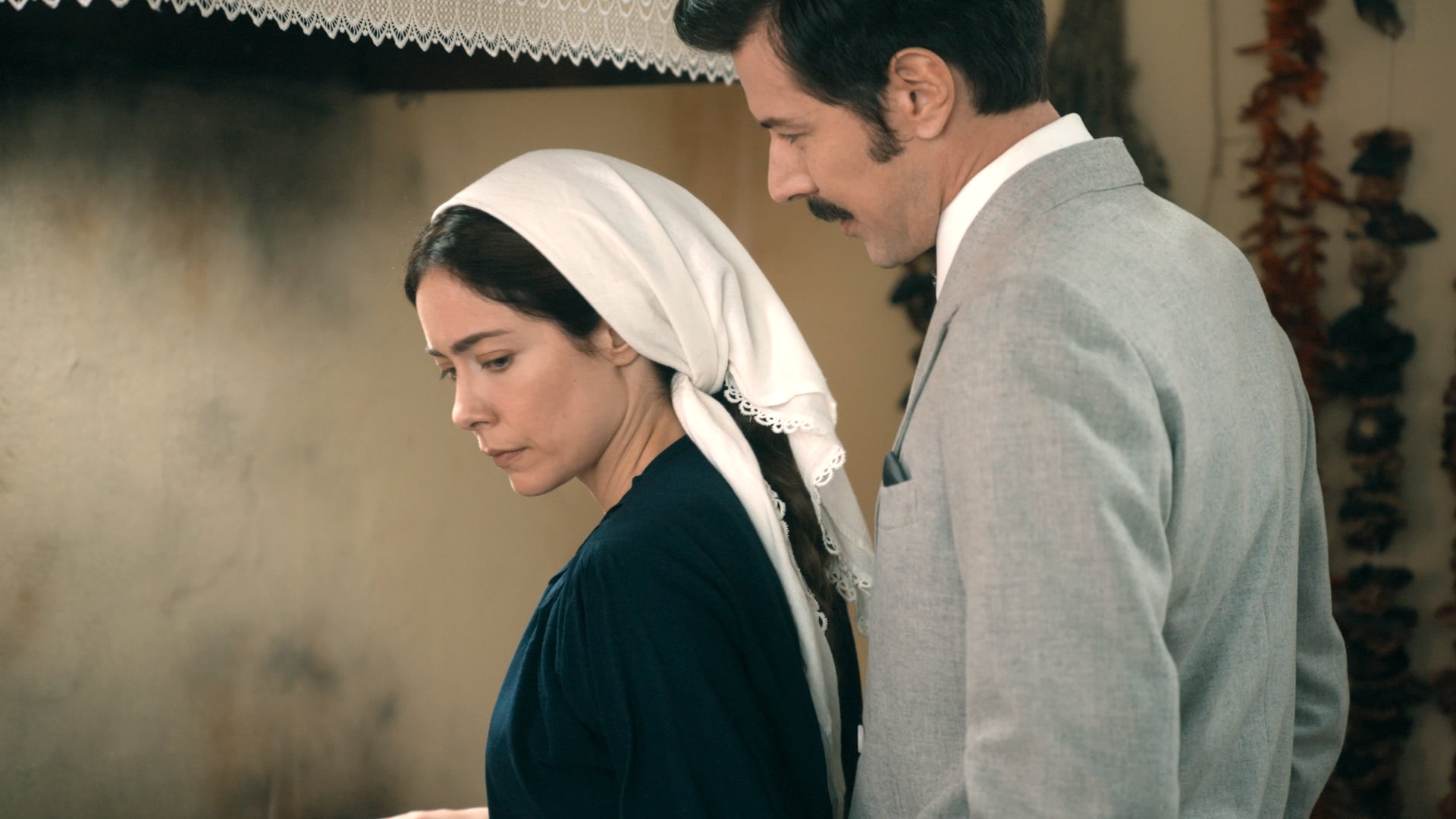 «Από Ήλιο σε Ήλιο»: Η Κατερινέτα γοητεύεται από τον Γκέοργκ και νιώθει ενοχές για τον Μανώλη