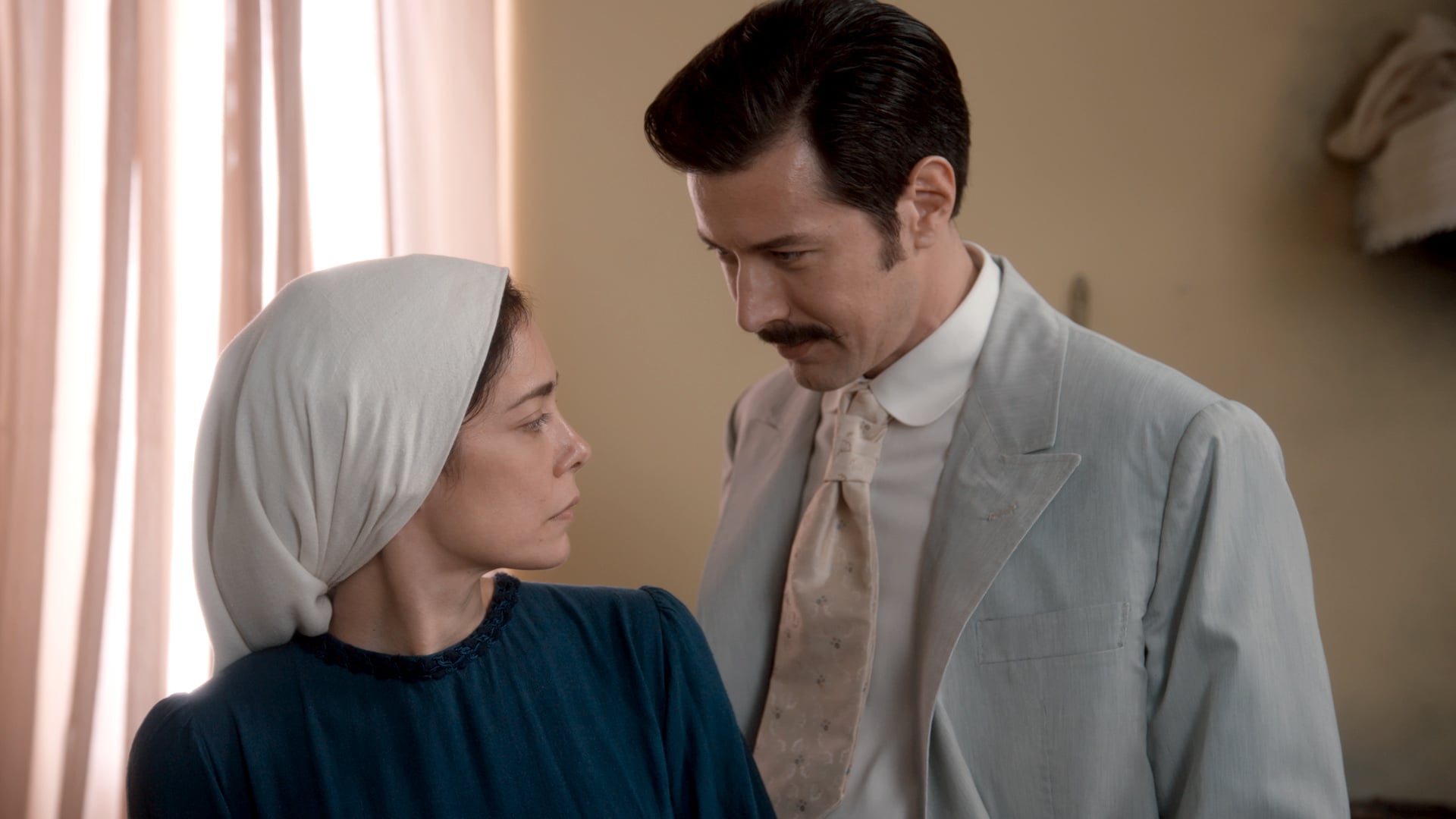 «Από Ήλιο σε Ήλιο»: Κακόβουλα κουτσομπολιά στρέφουν όλο το νησί εναντίον της Κατερινέτας