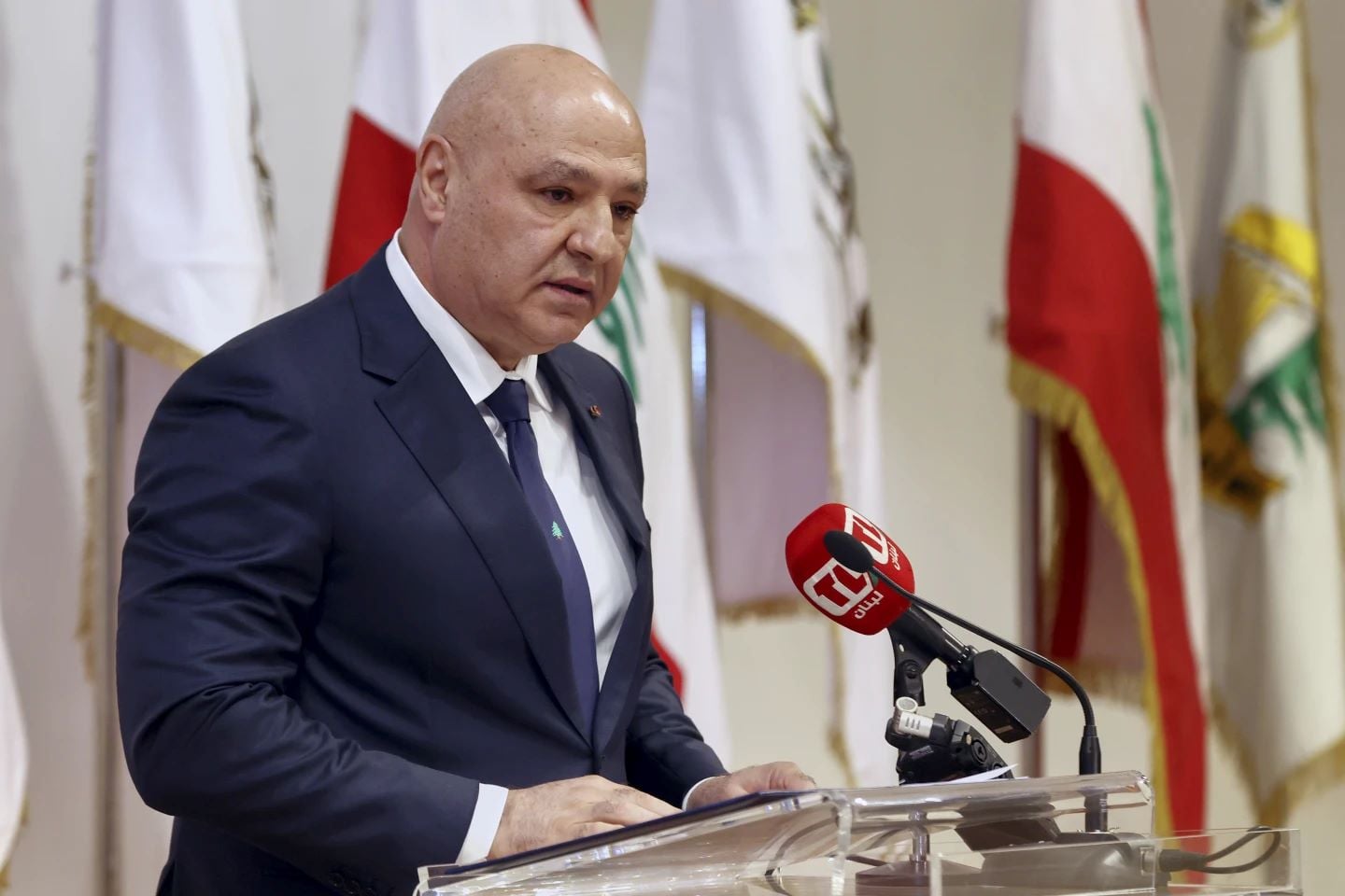 Λίβανος: «Θα επιδιώξουμε επέκταση της εκεχειρίας για έναν μήνα», δηλώνει αξιωματούχος – Οι 5 προϋποθέσεις του προέδρου Αούν