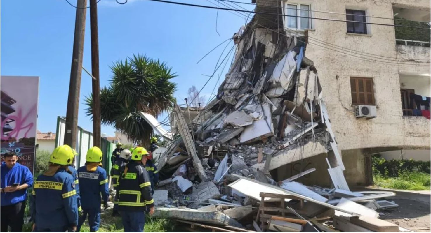 Δραματική εξέλιξη στην Κύπρο: Δύο νεκροί από την κατάρρευση κτιρίου στη Γερμασόγεια
