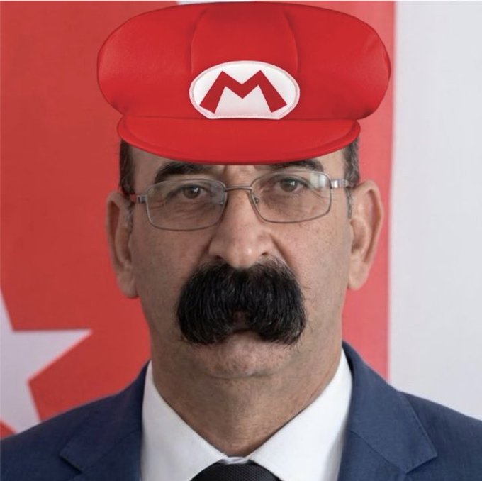 Τουρκία: Αξιωματούχος έγινε viral για το εντυπωσιακό μουστάκι του – Αναστάτωση στα social media