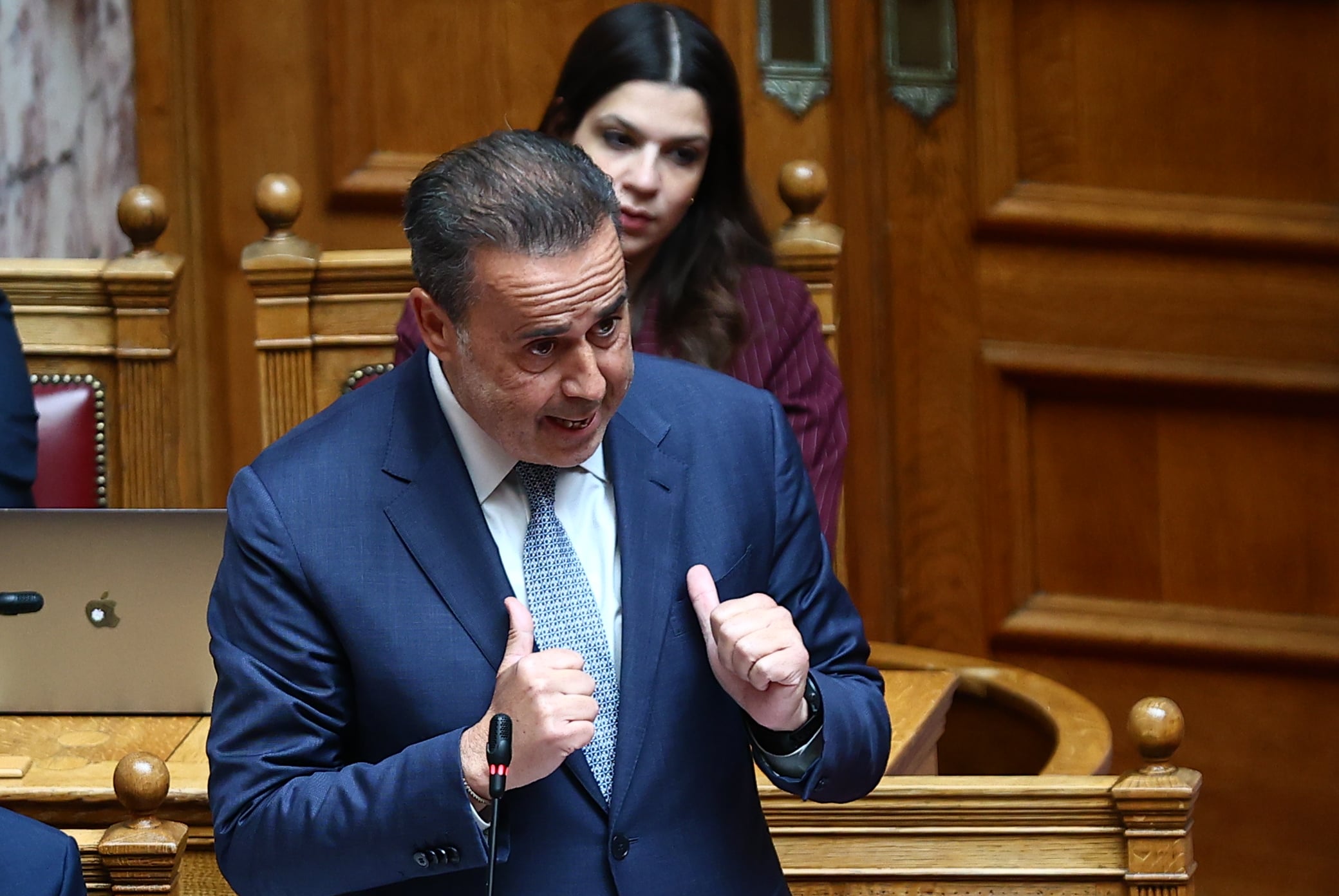 Παπασταύρου στη Βουλή: «Επί ΣΥΡΙΖΑ η Κνωσός πέρασε στον έλεγχο του Τόμσεν, ενώ με Μητσοτάκη εντάχθηκε στην UNESCO»