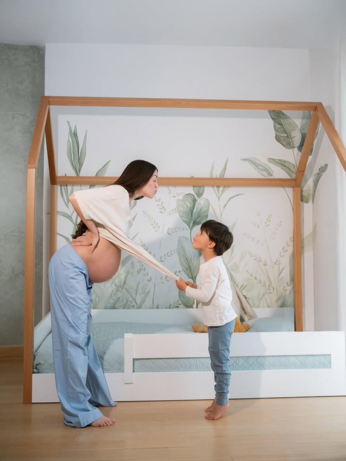 Η Ιωάννα Σιαμπάνη με τον γιο της