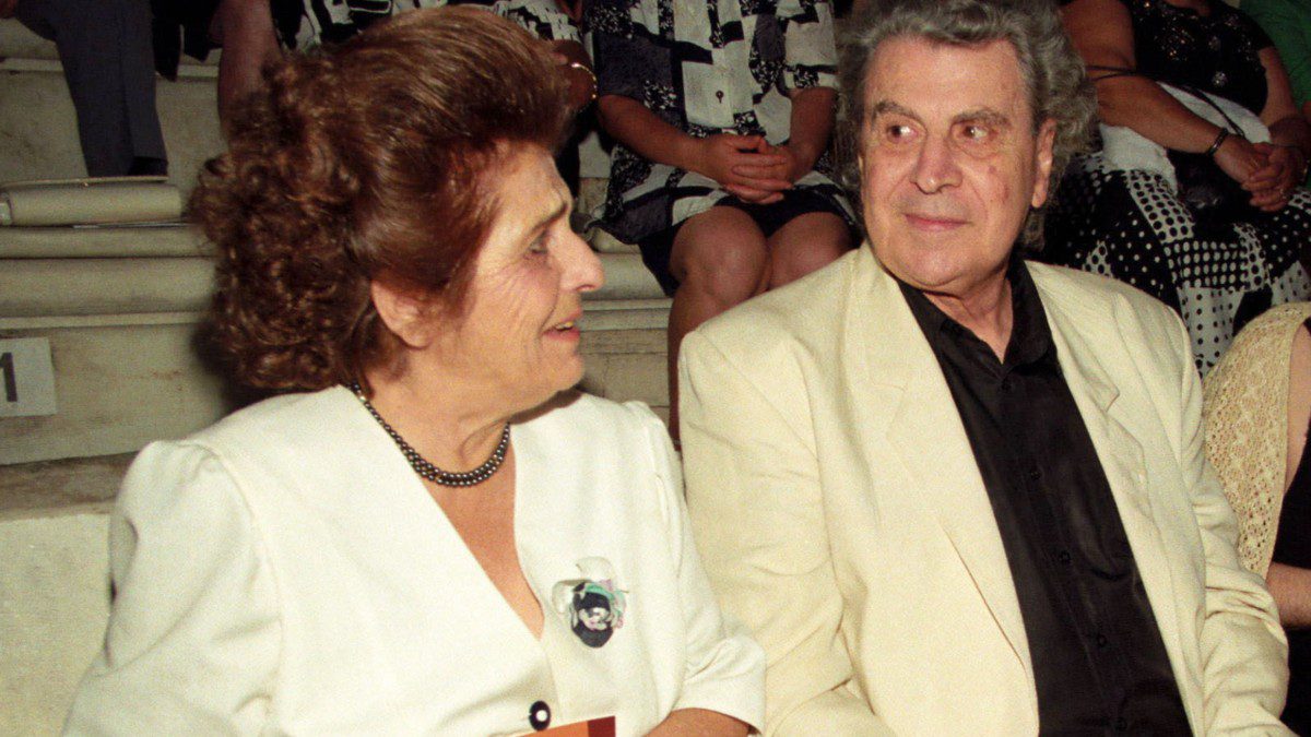 Μυρτώ Αλτίνογλου: Η σύντροφος του Μίκη Θεοδωράκη ξεπέρασε τα 100 (Φωτογραφίες)