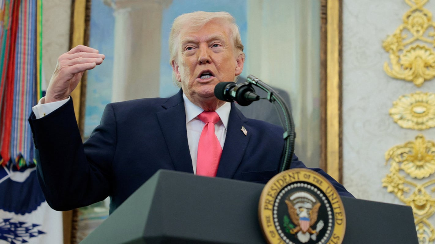 Καταπληκτική μέρα με το άνοιγμα των Στενών του Ορμούζ, δηλώνει ο Τραμπ – Δριμεία κριτική στο «ανίκανο ΝΑΤΟ»