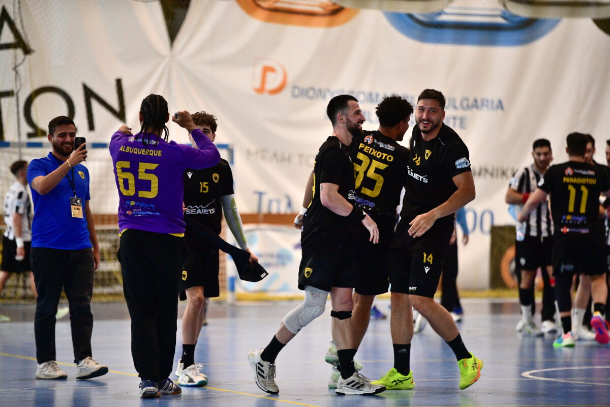 ΑΕΚ – ΠΑΟΚ 27-25: Κατέκτησε το ντέρμπι των Δικεφάλων και θα συναντήσει τον Ολυμπιακό στους τελικούς της Handball Premier