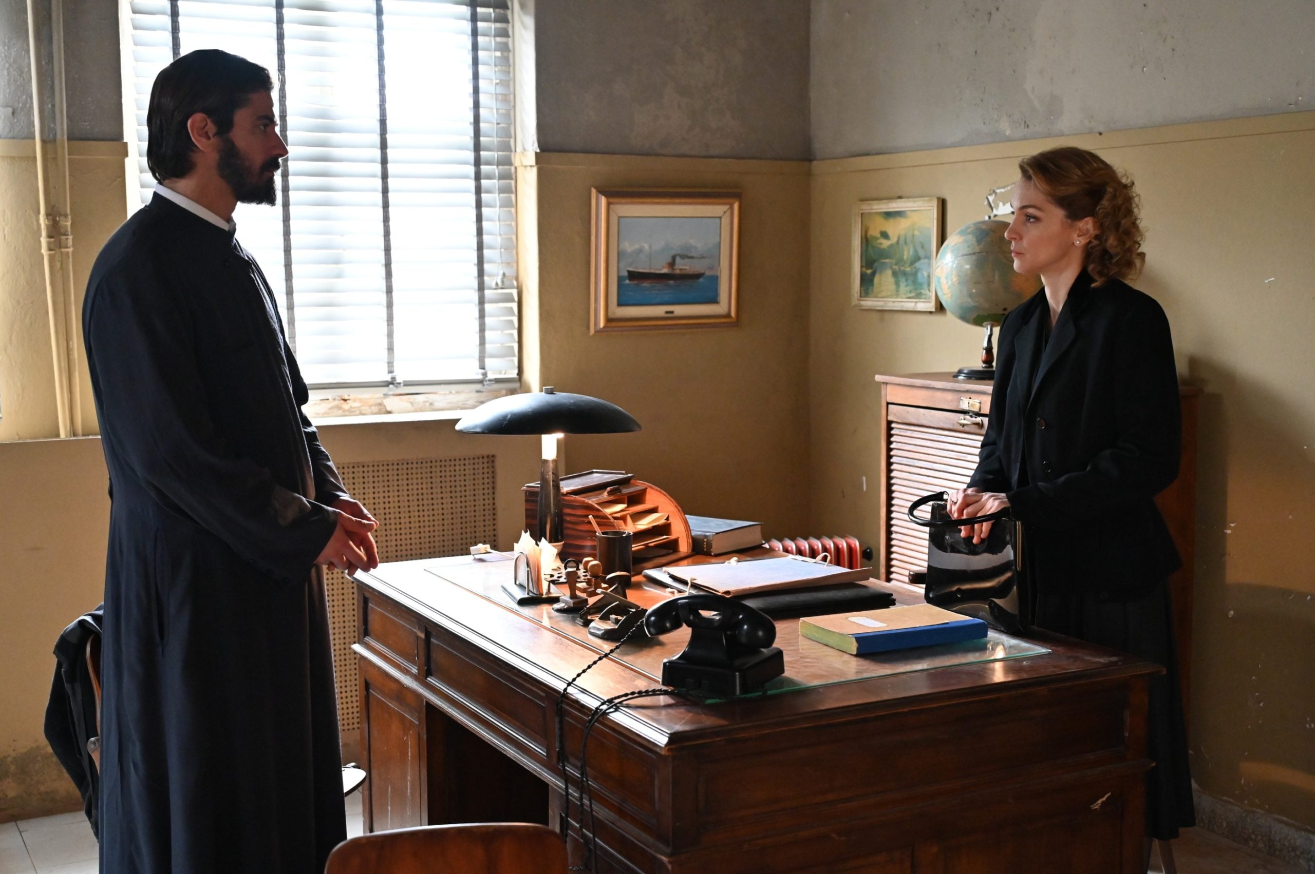 Άγιος έρωτας: Ο Μαρκόπουλος τρομοκρατεί τη Δέσποινα