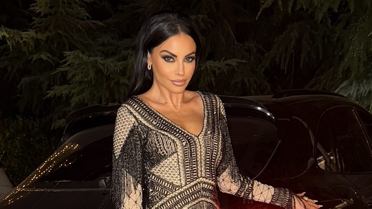 Αλεξανδράκη: Επισκέφθηκε την εκκλησία με τον σύντροφό της και έμεινε άφωνη – Τι συνέβη