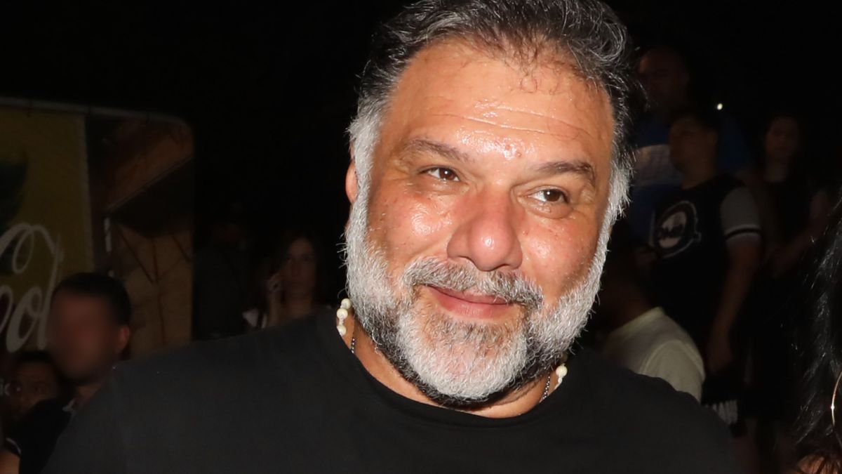 Home 108 Γρηγόρης Αρναούτογλου: Έστειλε ένα μοναδικό μήνυμα για το Πάσχα