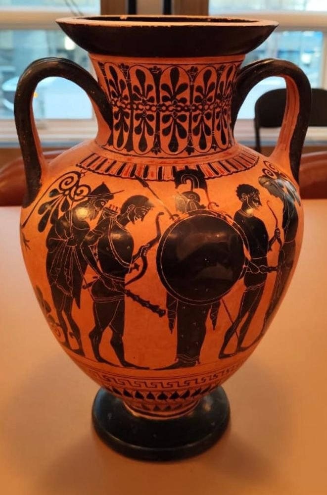 Πέντε αρχαία έργα τέχνης επέστρεψαν στην Ελλάδα – Βρίσκονταν στην κατοχή της οικογένειας Richard και Mary L. Gray