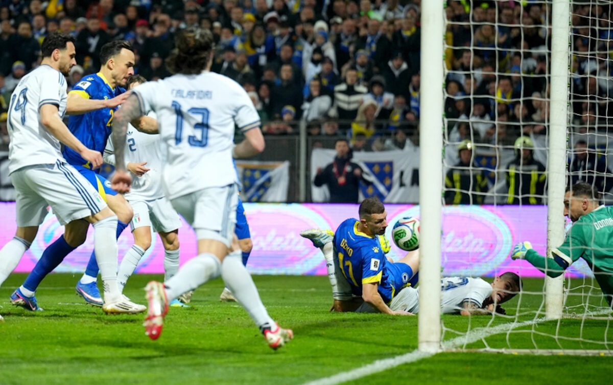 Μουντιάλ 2026: Η Ιταλία ηττήθηκε από τη Βοσνία στα πέναλτι, η Τσεχία νίκησε στη «ρουλέτα» τη Δανία
