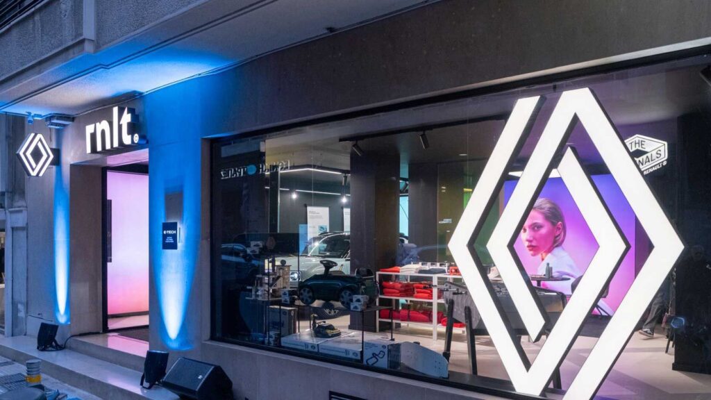 Boutique Renault Κολωνάκι