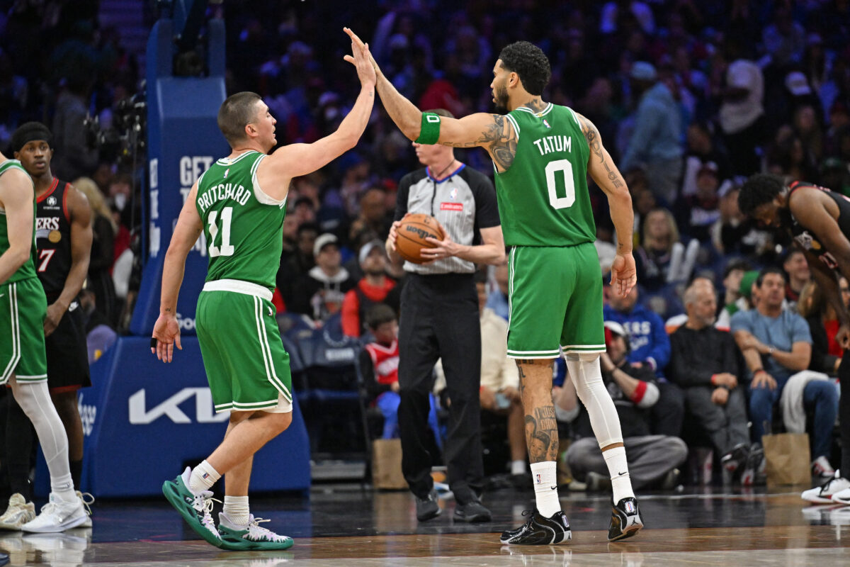 Πλέι οφ NBA : Οι Σέλτικς διέλυσαν τους Σίξερς και έκαναν το 3-1, έμειναν ζωντανοί οι Ρόκετς κόντρα στους Λέικερς