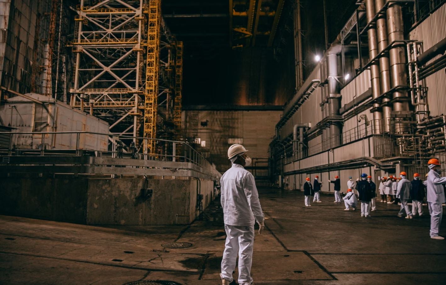 Στο εσωτερικό του Τσερνόμπιλ: 40 χρόνια μετά την τραγωδία, ο πυρηνικός σταθμός παραμένει σε κίνδυνο