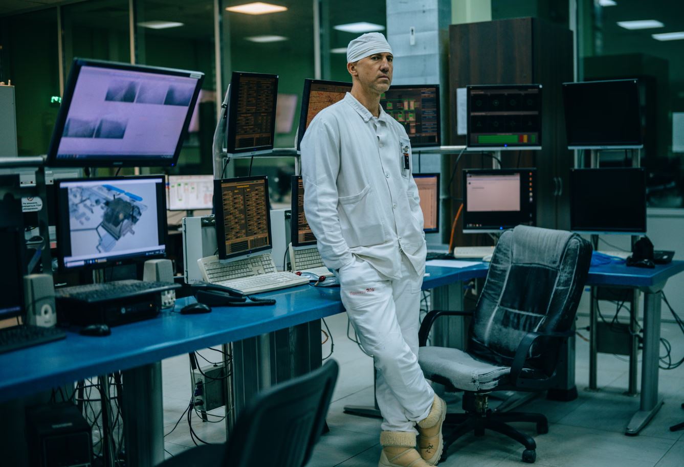 Ένας εργάτης κατά τη διάρκεια της βάρδιάς του στο Τσερνόμπιλ.