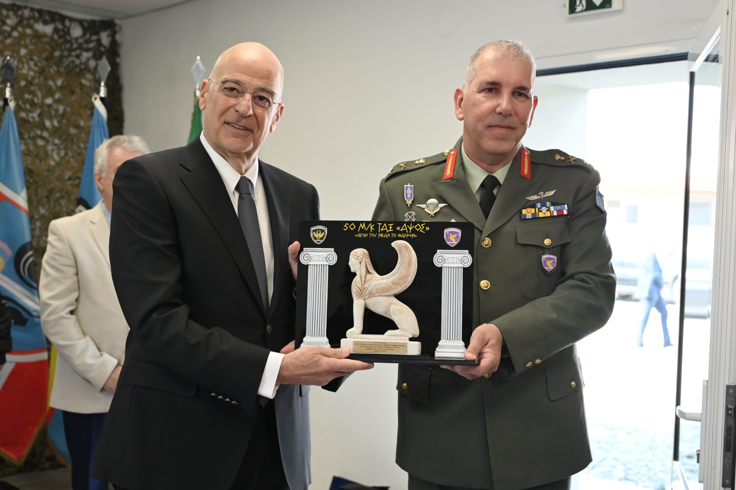 Δένδιας από Έβρο: Ας εστιάσουμε στις γυναίκες και τους άνδρες που προστατεύουν τα σύνορα της χώρας μας