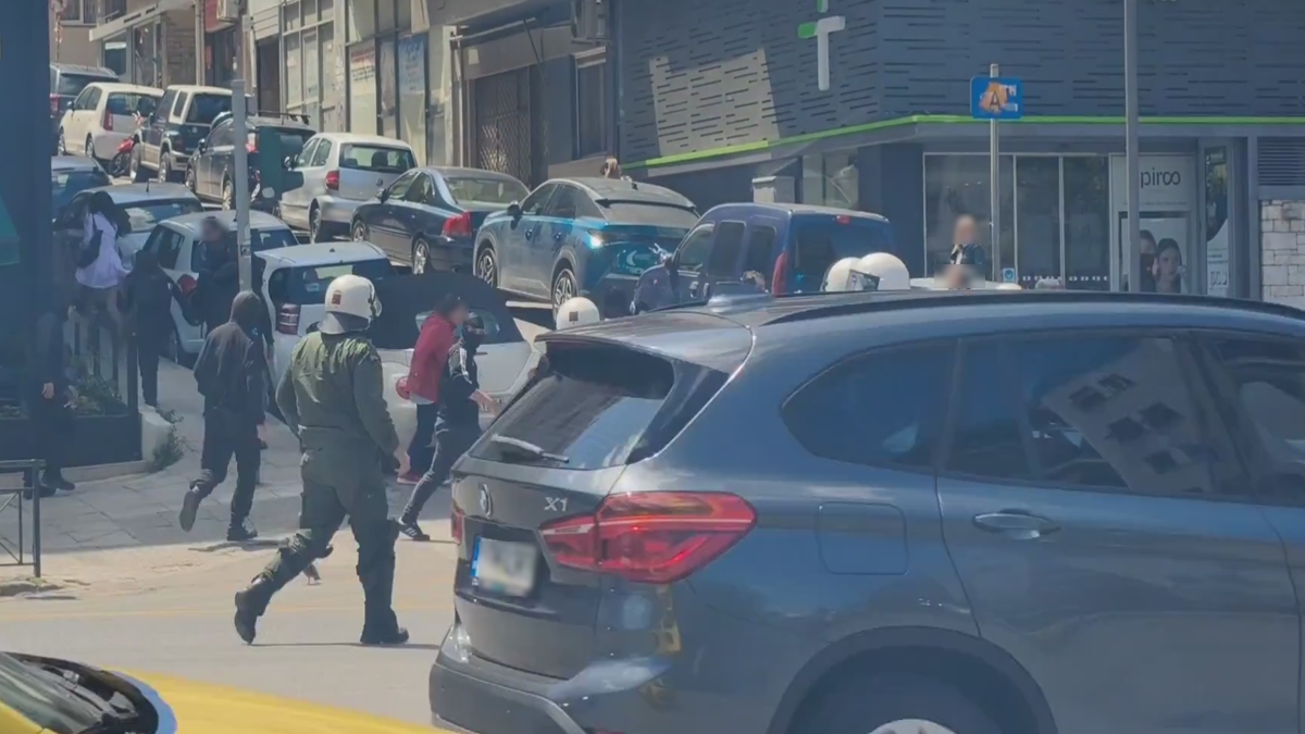 Έρευνα για τα επεισόδια έξω από το εφετείο μετά την ετυμηγορία για τον Νίκο Ρωμανό