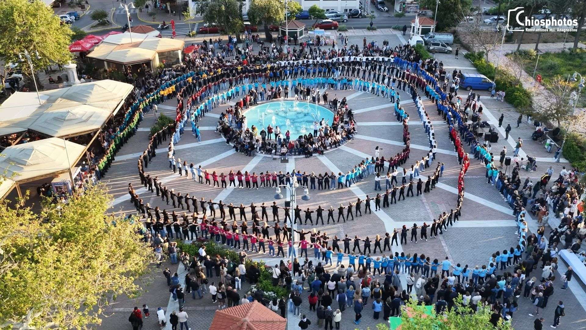 Εκατοντάδες χορευτές γιόρτασαν την παγκόσμια ημέρα χορού στη Χίο