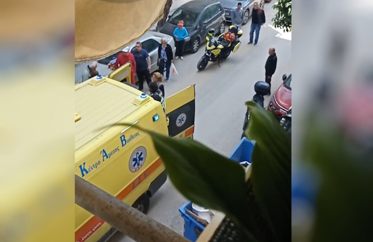 Καλλιθέα: Διανομέας χτύπησε ανήλικο – Ασθενοφόρο το μεταφέρει στο νοσοκομείο