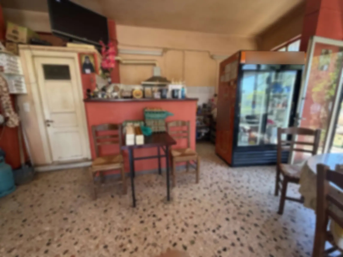 Μενίδι: 54χρονος έκρυβε στο κατάστημά του πάνω από 22.000 κροτίδες και συνελήφθη 3 Μενίδι: 54χρονος έκρυβε στο κατάστημά του πάνω από 22.000 κροτίδες και συνελήφθη