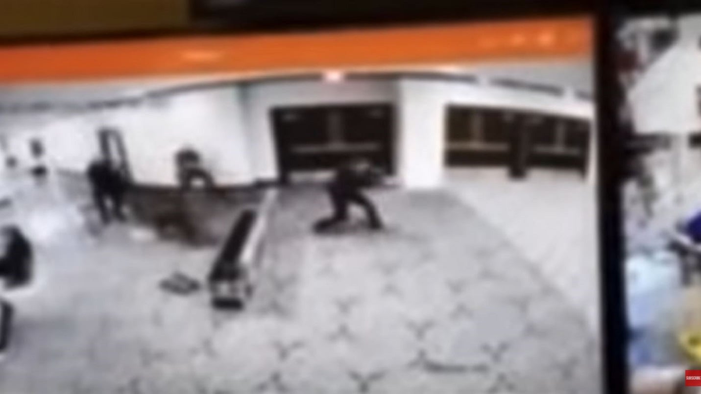 Βίντεο: Η στιγμή της εισβολής του 31χρονου δράστη στη δεξίωση του Λευκού Οίκου