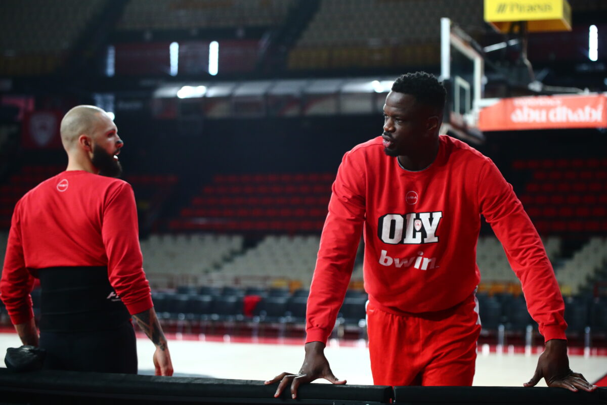 Ολυμπιακός – Ρεάλ Μαδρίτης: Επιστρέφει ο Κόρι Τζόσεφ, εκτός Ταϊρίκ Τζόουνς και Μουστάφα Φαλ