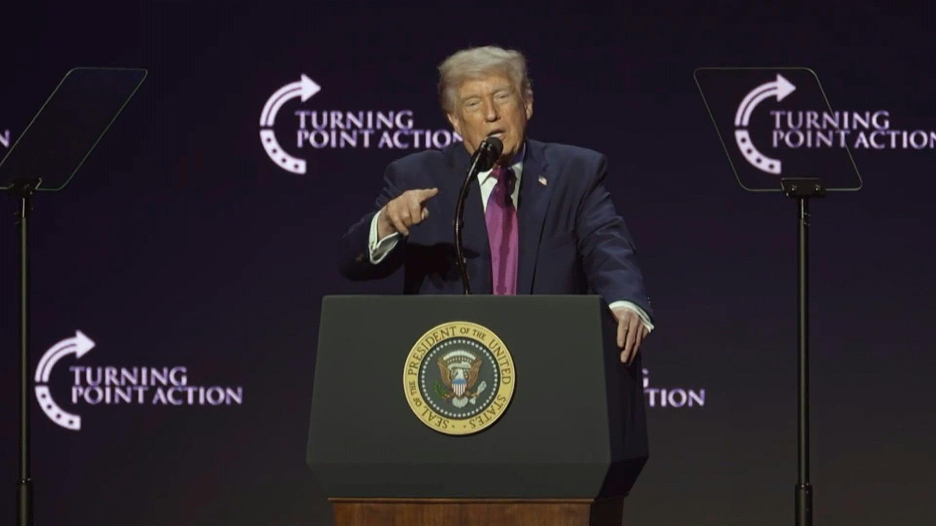 Τραμπ: Οι ΗΠΑ κατέλαβαν πλοίο με ιρανική σημαία που επιχείρησε να σπάσει τον ναυτικό αποκλεισμό