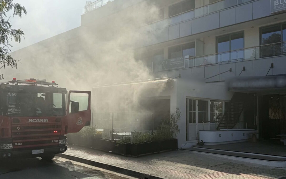 Φωτιά σε γνωστό εστιατόριο της Γλυφάδας